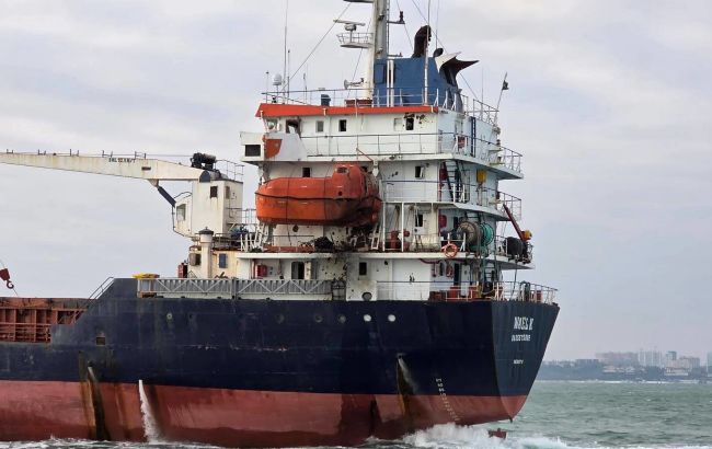 РФ атакувала два цивільні судна біля портів України, є загиблий іноземець