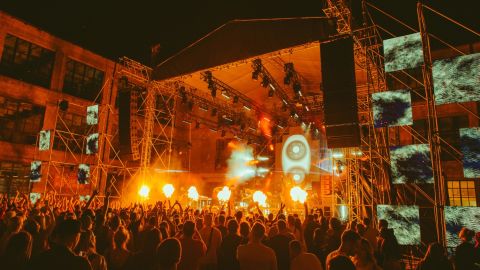 Жаркая Африка посреди столицы: как прошел масштабный фестиваль White Nights Festival. Africa