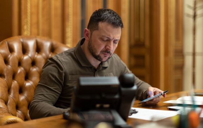 Зеленский обсудил с гендиректором МАГАТЭ последствия подрыва Каховской ГЭС