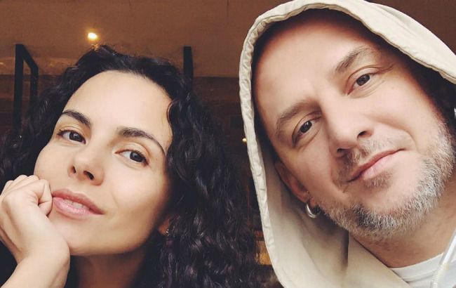 "Хватит меня хвалить!" Каменских смутила Потапа своими откровениями