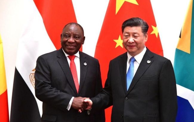 Китай и ЮАР снова заговорили о переговорах в войне с Россией