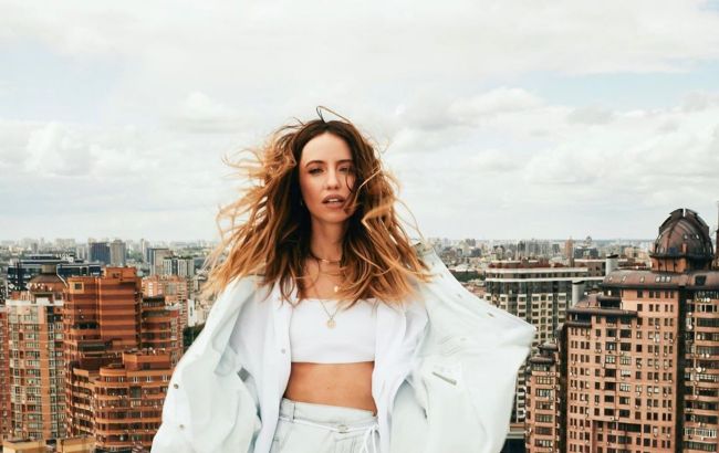 Давайте кайфовать: Надя Дорофеева в одном белье зарядила поклонников мощной мотивацией