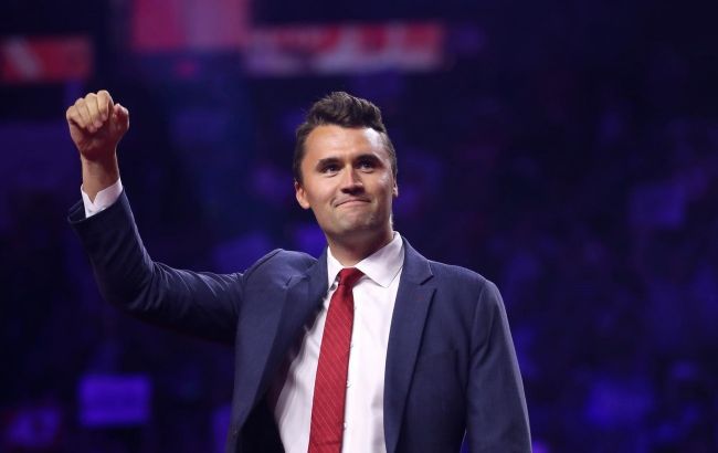 В США во время дебатов стреляли в известного правого активиста Чарли Кирка