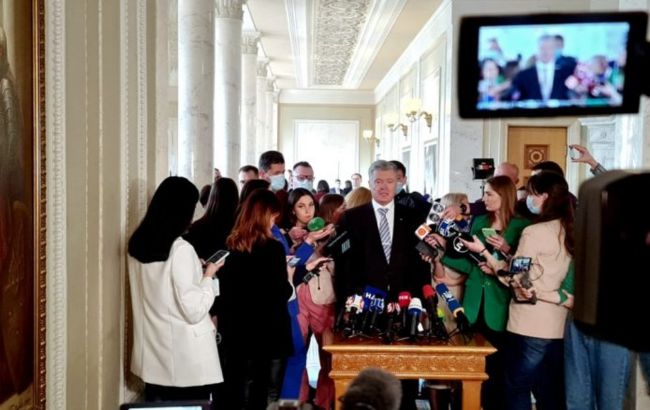 Порошенко рассказал, что нужно срочно сделать для укрепления обороноспособности Украины