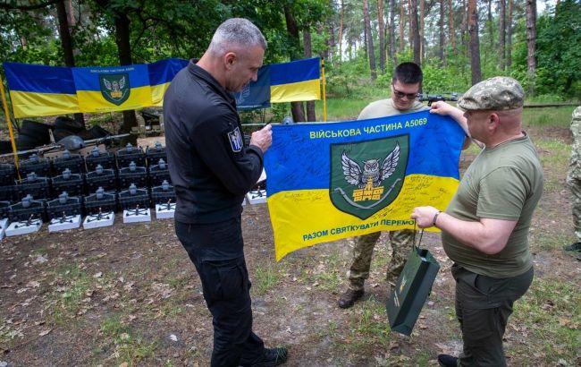 Бойцы ВСУ получили от Киева еще более 1600 беспилотников, - Кличко