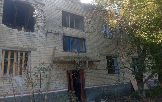 Российские войска ударили по дому на Херсонщине (фото)