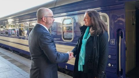 До Києва прибула заступниця держсекретаря США