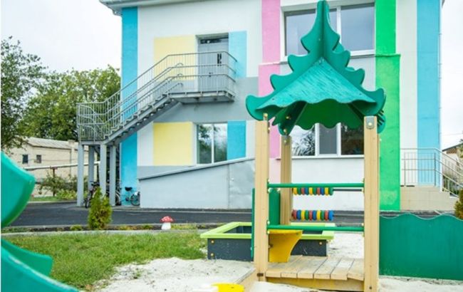 У П'ятихатках Дніпропетровської області капітально відремонтували 60-річний садочок