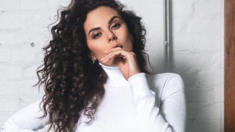 Пекуча італійка: Настя Каменських підкорила утратрендовим образом