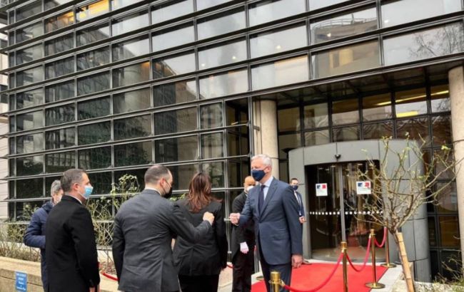 МИУ договаривается во Франции о совместных проектах для УЗ, дорог и авиации