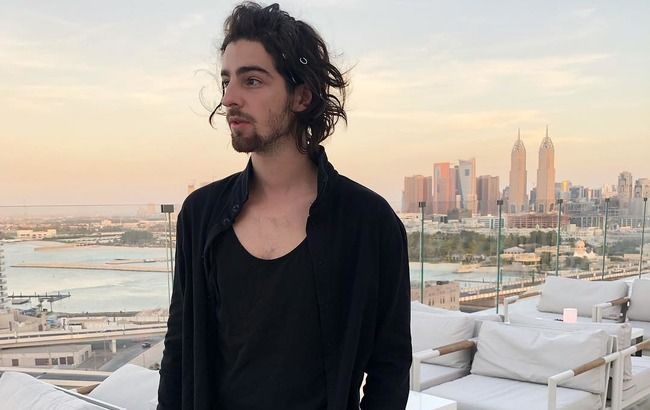 Все просто: муж Нади Дорофеевой составил топ "гениальных" подарков ко Дню Влюбленных