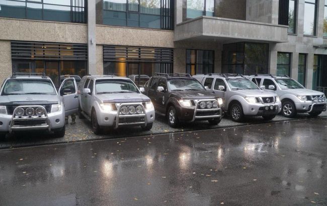 Нацгвардійці отримали від Метінвесту пікапів на 3 млн гривень