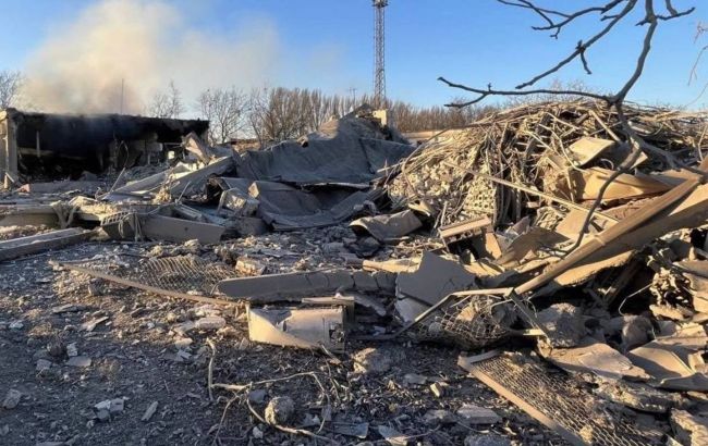 Россияне ночью обстреляли объект инфраструктуры в Запорожской области: есть жертвы и раненые