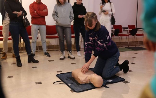 В "УДАРі" Кличка розпочалися всеукраїнські "Курси першої домедичної допомоги"