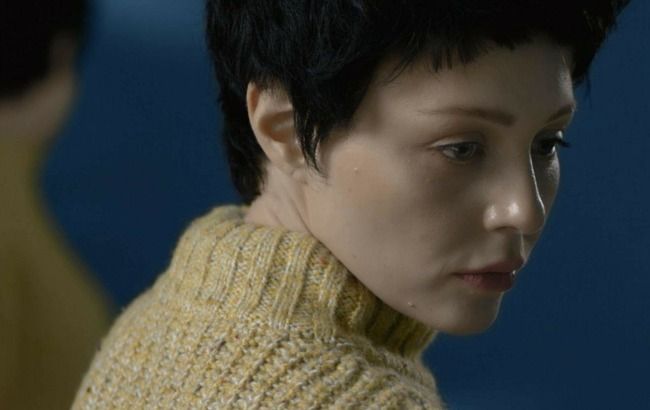 З короткою зачіскою і без червоної помади: вийшов фільм "Колишні" з Тіною Кароль