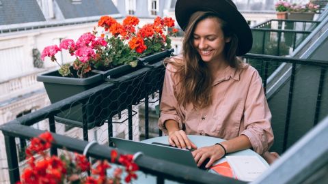 Красота в большом городе: как защитить кожу от вредного воздействия мегаполиса