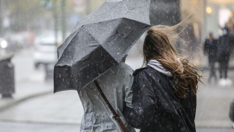 Синоптик рассказала, где ждать осадки сегодня и когда ждать похолодания