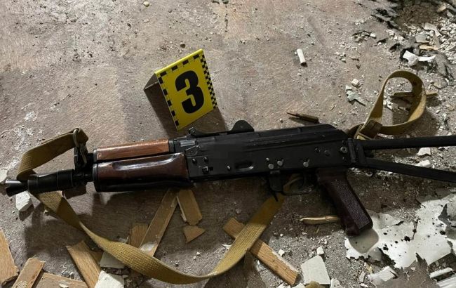 Кинув гранату у бік поліцейських та вчинив стрілянину: у Дніпрі затримали військового