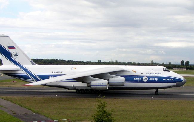 Могут вывозить военную помощь. Грузовые самолеты РФ активно летают в Китай, - СМИ