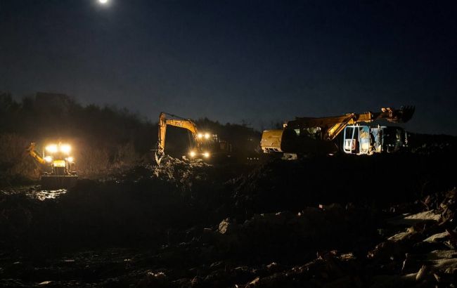 Часть Львова осталась без воды: ремонтировать будут всю ночь