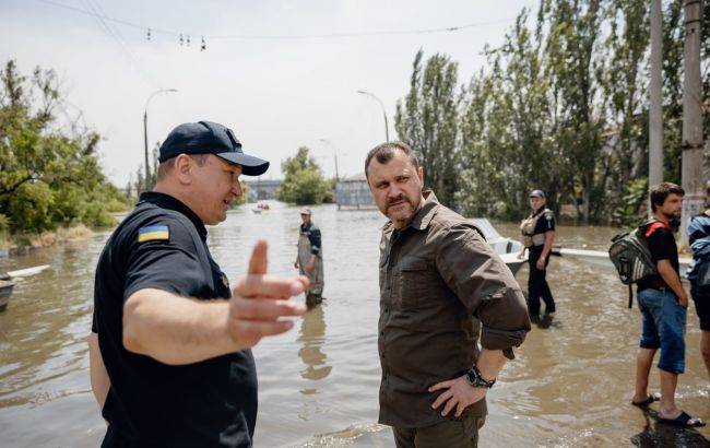Україна шукає шляхи евакуації населення з окупованої частини Херсонської області