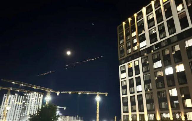 У мережі пишуть про "Орєшнік" в небі над Казахстаном: що сталося насправді