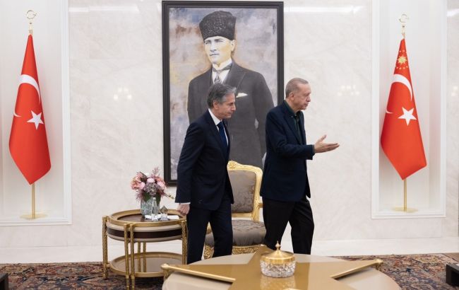 Блинкен обсудил с Эрдоганом поддержку Украины