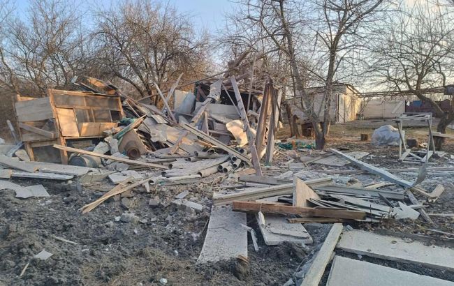 Росіяни з мінометів та артилерії гатили по Харківській області: атаковані будинки та електромережі