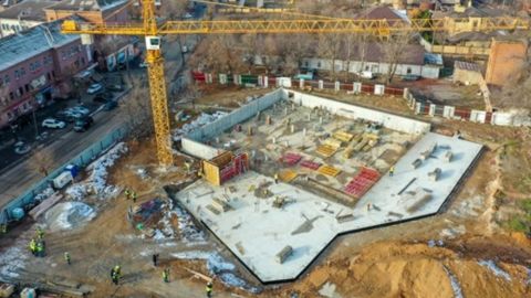 В Кривом Роге "с нуля" строят современный бассейн