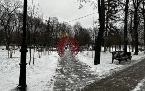 Київ засипає снігом: перші фото і відео з міста