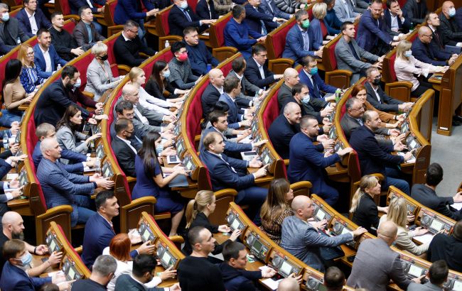 Закон про олігархів не буде працювати в проголосованій парламентом редакції, - експерт