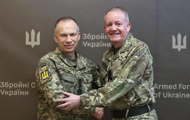Сирський обговорив з британською делегацією потреби ЗСУ в засобах ураження