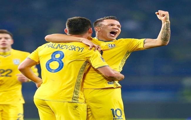 Нехай серця будуть наповнені гордістю: футболісти зворушливо привітали українців