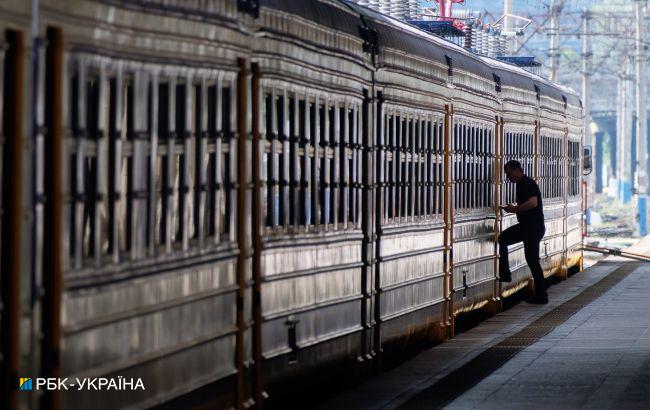 Як виїхати з Донецької області: графік евакуаційних потягів