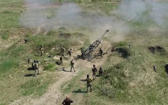 Украинские артиллеристы "лупят" по оккупантам из американских М777 (видео)
