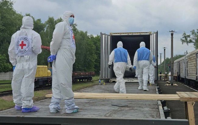 СБУ показала эксклюзивное видео возвращения тел павших защитников