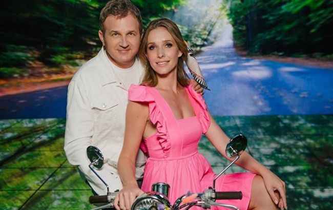 Ночная романтика: влюбленные Осадчая и Горбунов прогулялись по вечернему Киеву