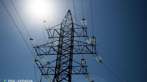 В Киеве произошли взрывы возле ТЭЦ-6 на Троещине