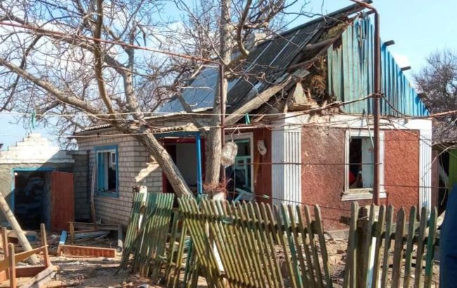 Россияне обстреляли полицейских во время эвакуации пострадавших в Херсонской области