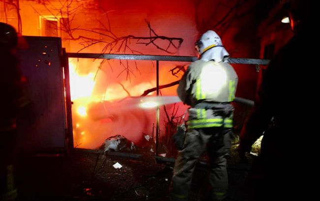 Россияне выпустили 50 снарядов по Никопольскому району: в ОВА показали последствия