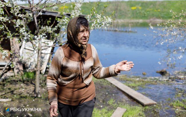 "Над Ирпенью смеялись, а она остановила орду". Как живут затопленные и разбитые села под Киевом