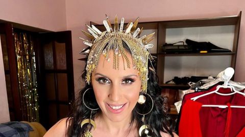 Ультра мини и колготки в сетку: дерзкая Джамала поразила смелым выходом в свет