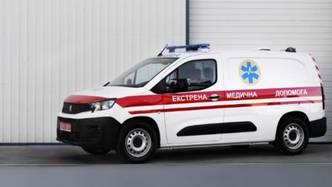 В Україні починають виробництво модернізованих "швидких" на базі Peugeot Partner