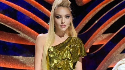 Показала все: смілива Оля Полякова шокувала появою на публіці в блискучому мікроміні