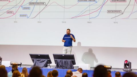 Вавриш: вовлечение горожан в девелопмент позволит создать полезные для города объекты