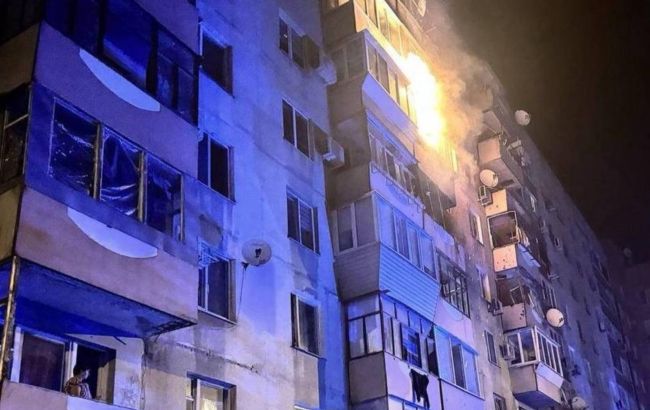Росіяни вдарили по багатоповерхівці у Запоріжжі