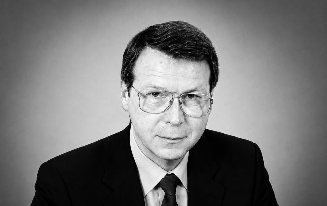 Помер народний депутат, який готував проект Конституції України
