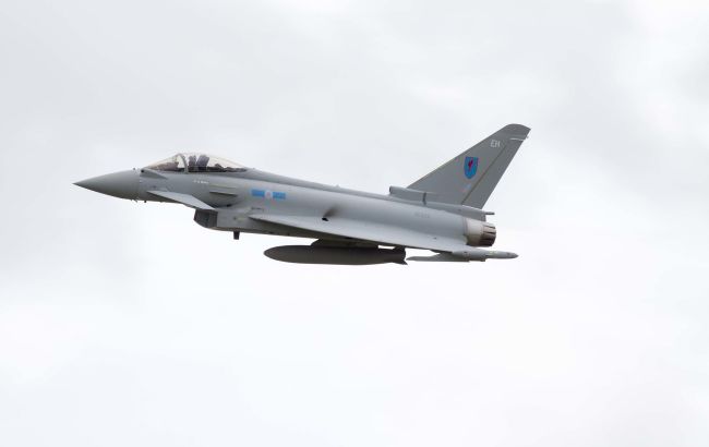 У Сунака заверили, что рассмотрят возможность ускорить подготовку украинских пилотов