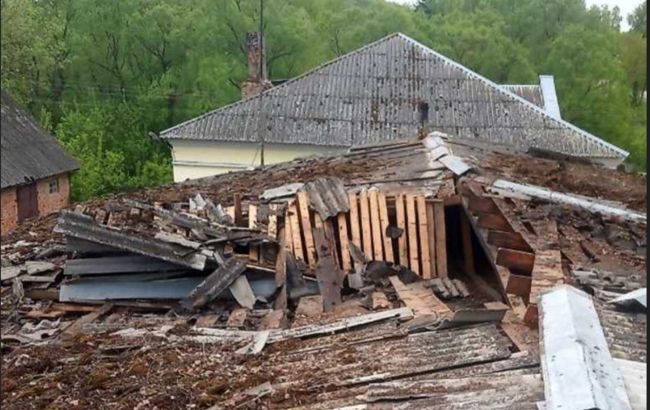 Росіяни обстріляли пожежну частину у Чернігівській області