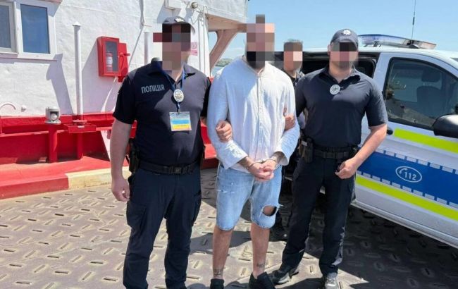 Румыния выдала организатора преступной группы поджигателей Украине: детали дела